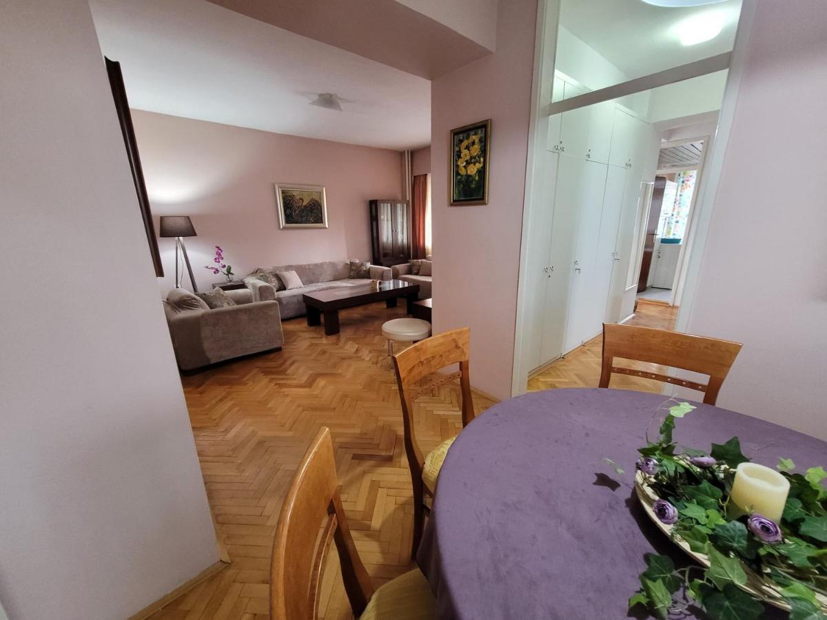 Soleil Central Apartments Skopje Bagian luar foto