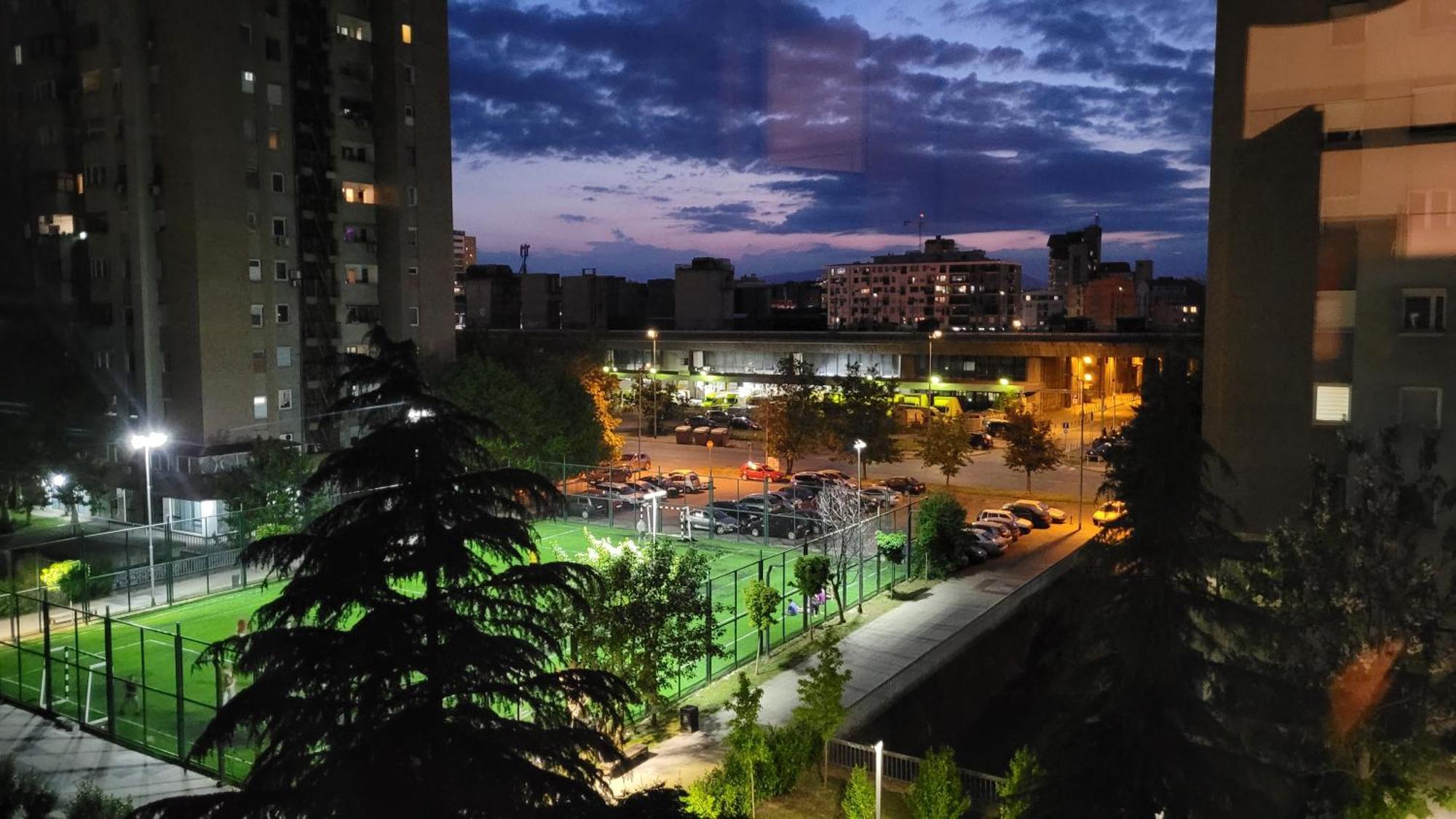 Soleil Central Apartments Skopje Bagian luar foto